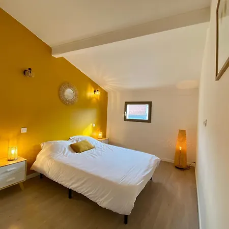 Notre Cocon Des Remparts Apartment